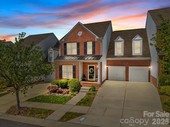 9711 Sunset Grove Dr, Huntersville, NC 28078