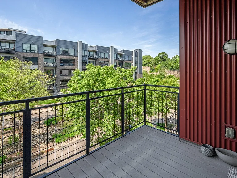 240 Spring St #310 — Photo 25
