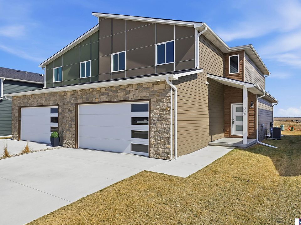 1st image of 336 105th St
