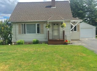 11 Downing Pl, Presque Isle, ME 04769