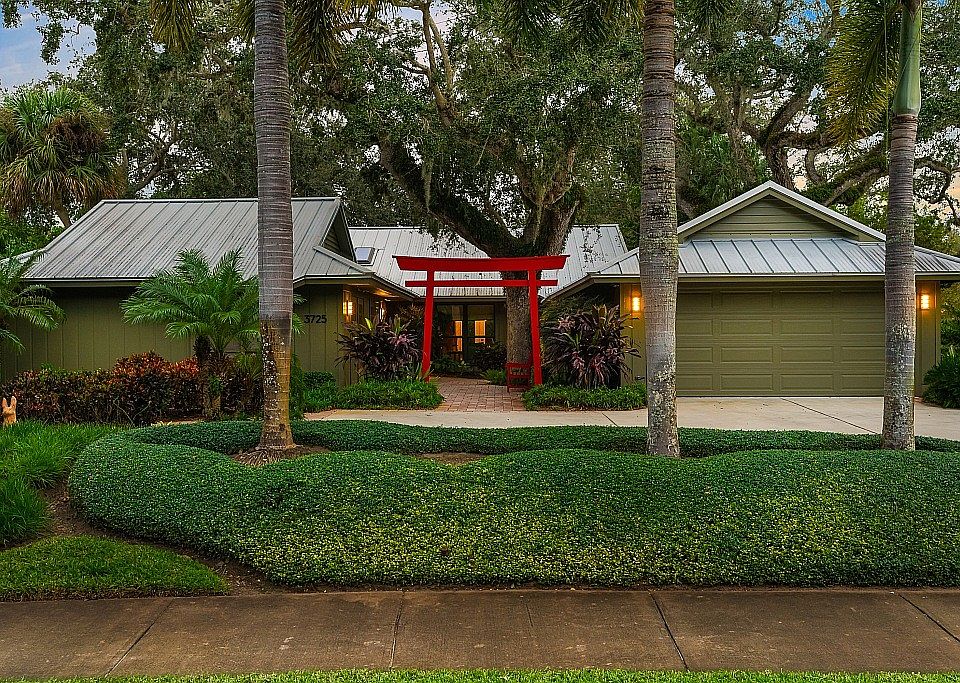 1st image of 3725 Mockingbird Dr