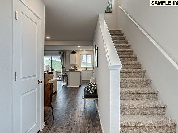 4th image of 10111 NE 79th Ct