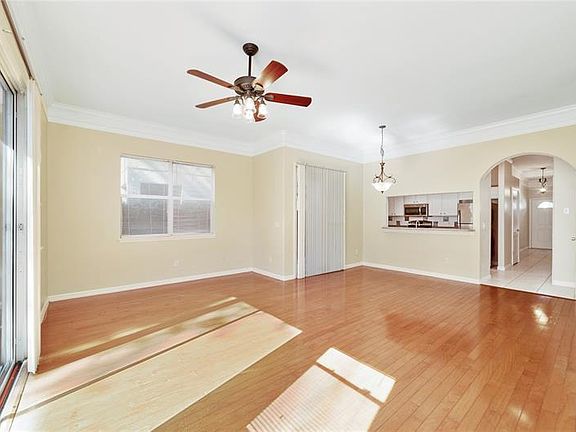 3rd image of 2702 E Central Blvd