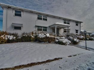 106-108 W Hospital St, Taylor, PA 18517