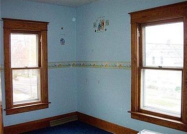 5th image of 1051 E 26th St