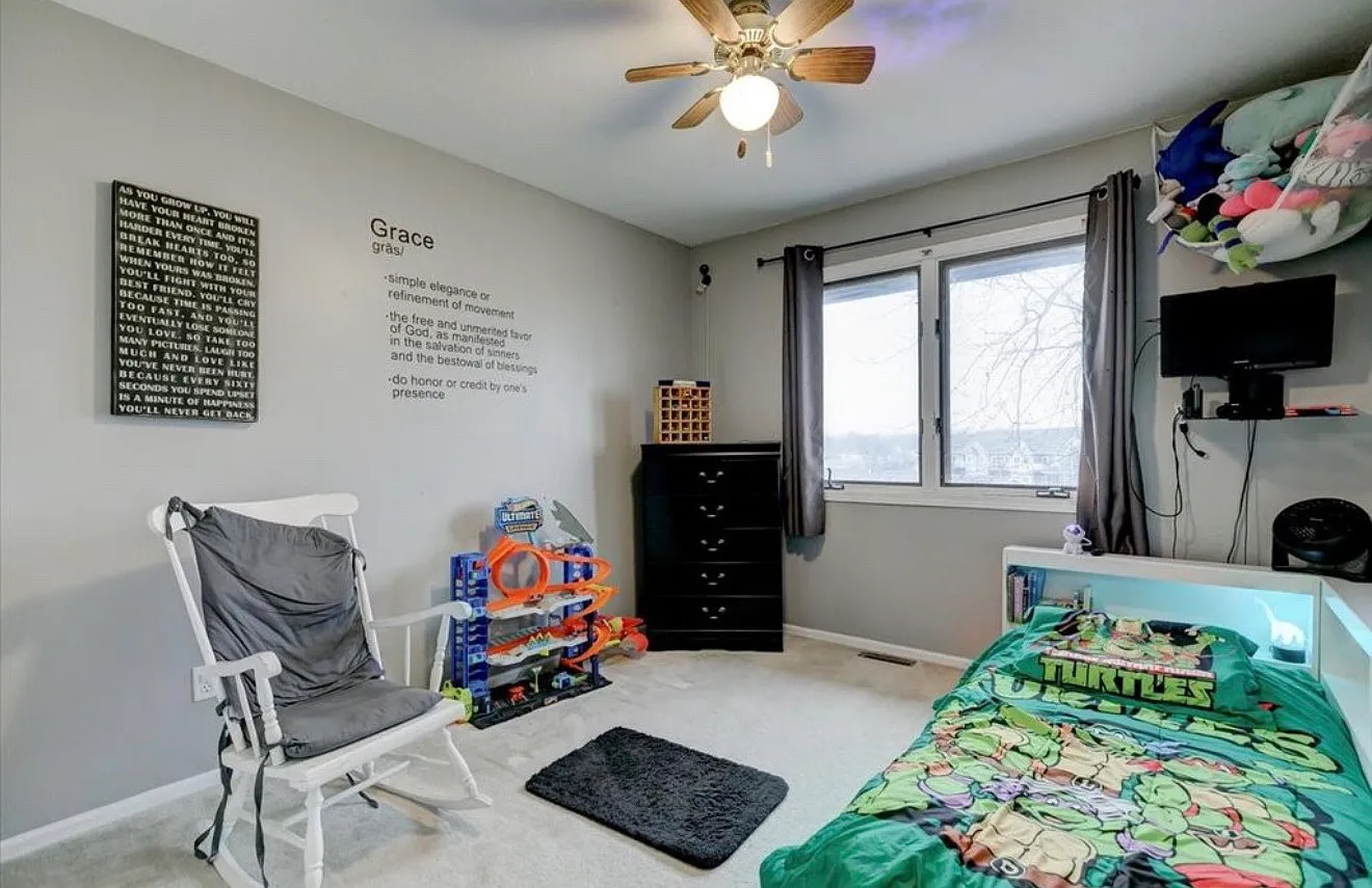 3 bed, 1631 sqft, $2,200 — Photo 3