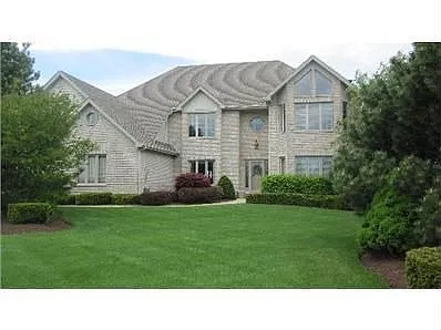 42 Copperfield Dr photo 1