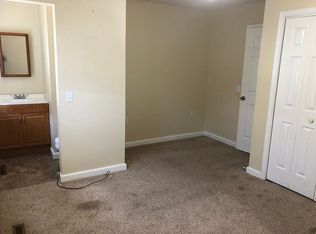 6097 Wards Mill Rd, Marion, IL 62959