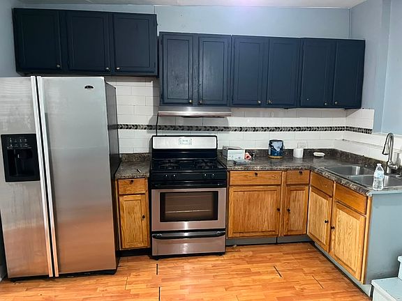 3rd image of 2419 W North Ave #2