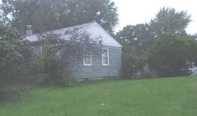 2nd image of 1909 35th St