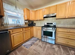 26 Perry St, Keyport, NJ 07735