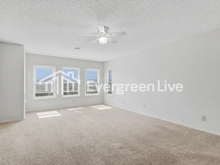 8102 Cantura Mls — Photo 10