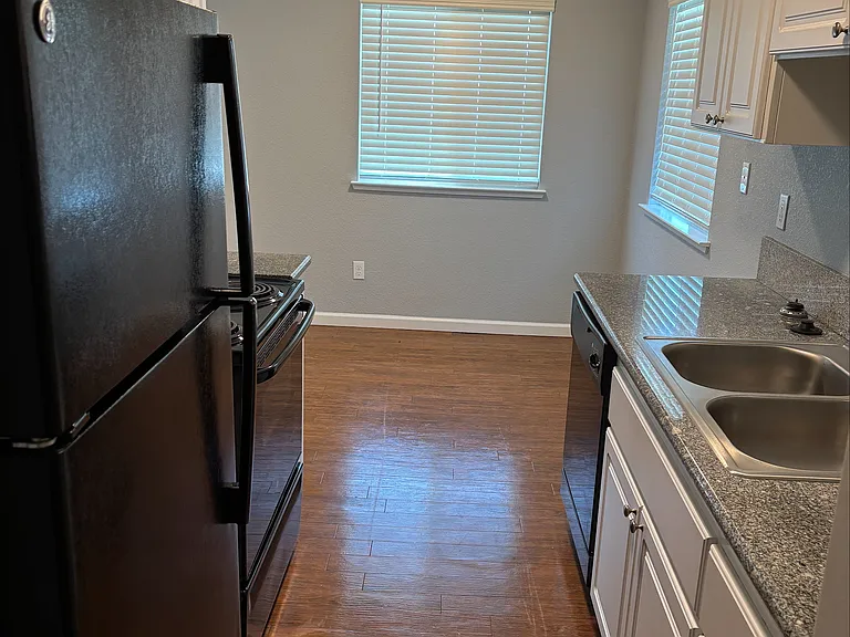 Heatherwood — Photo 21