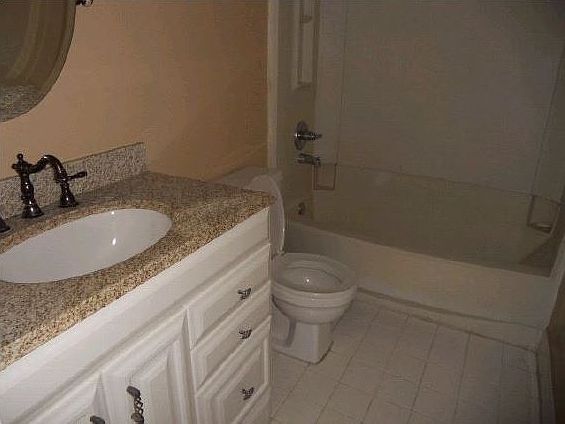 2nd image of 6900 SW 39th St APT 209