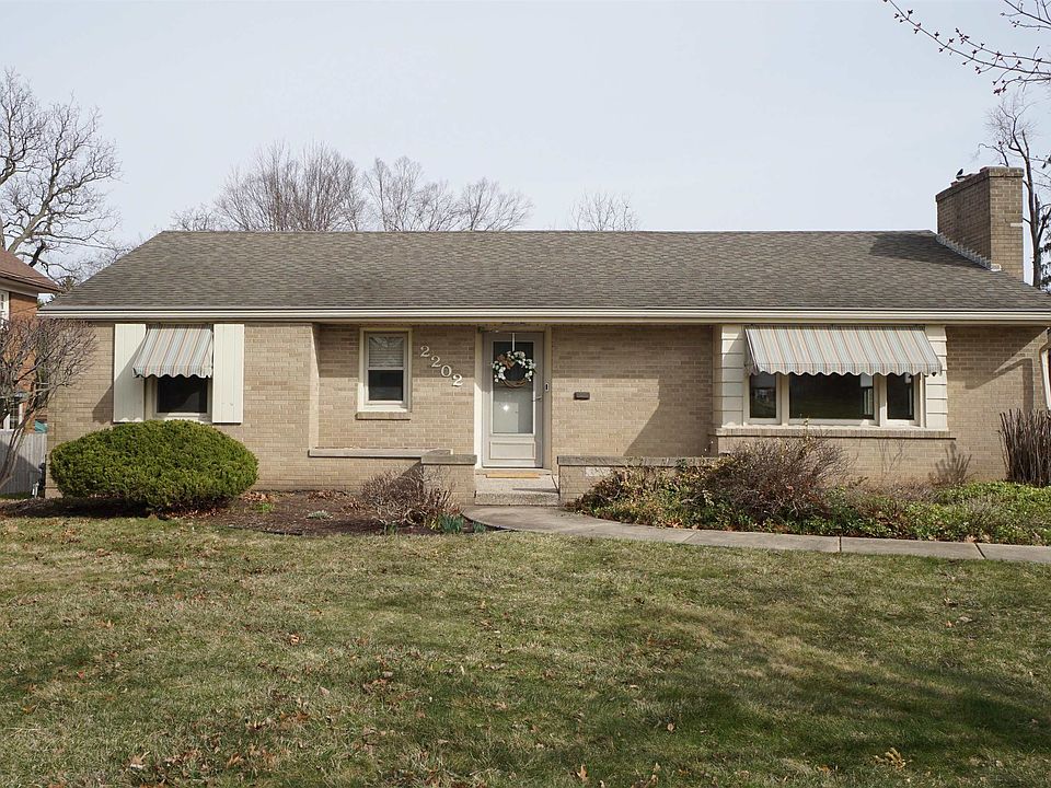1st image of 2202 Princeton Ave