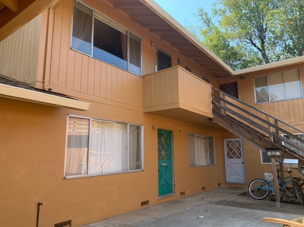 653 Channing Ave