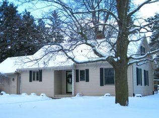 5 Norwich Ct, Midland, MI 48642
