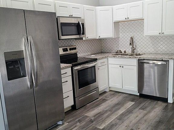 3rd image of 119 Gatewood Ln