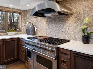 11103 Wedge Dr, Reston, VA 20190