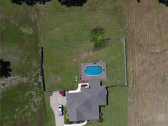5th image of 1121 Scattered Oaks Trl