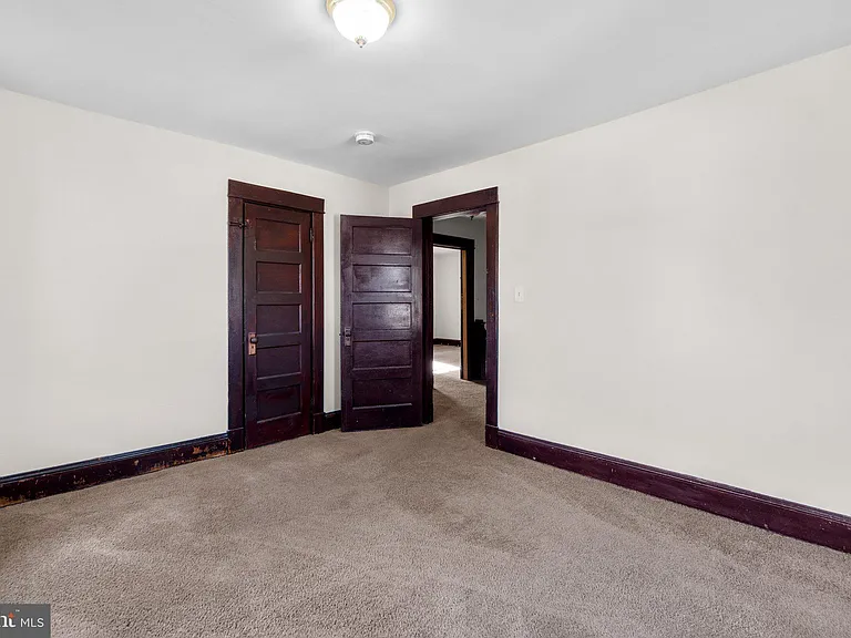 8904 Church Ln — Photo 26