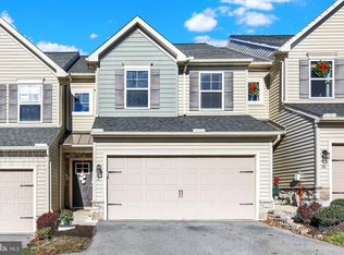 24 Wexford Ct, Morgantown, PA 19543