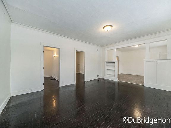 3rd image of 923 Turner Ave NW