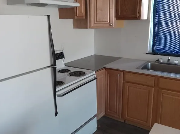 307 15th St SE APT 8, Auburn, WA 98002