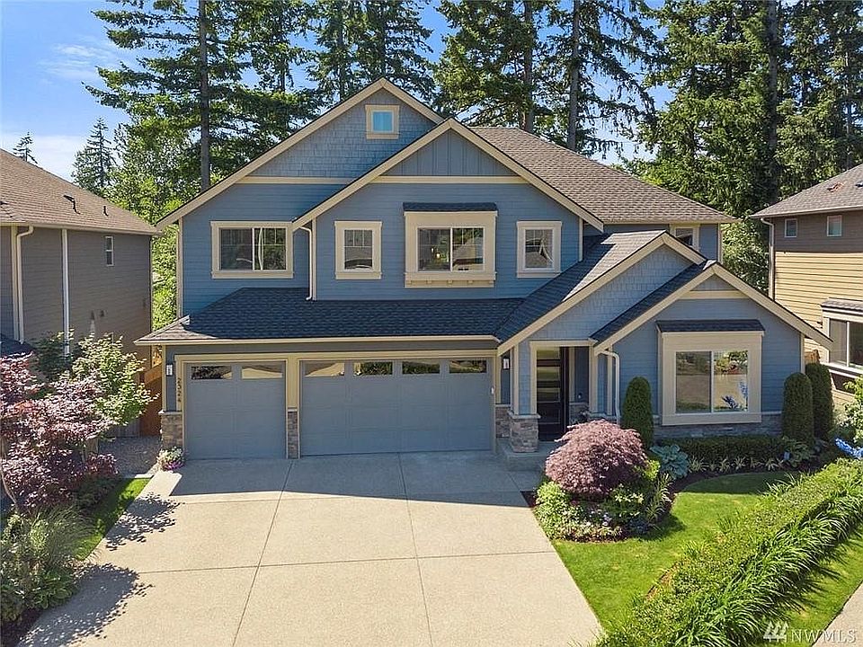 Aerial front elevation 