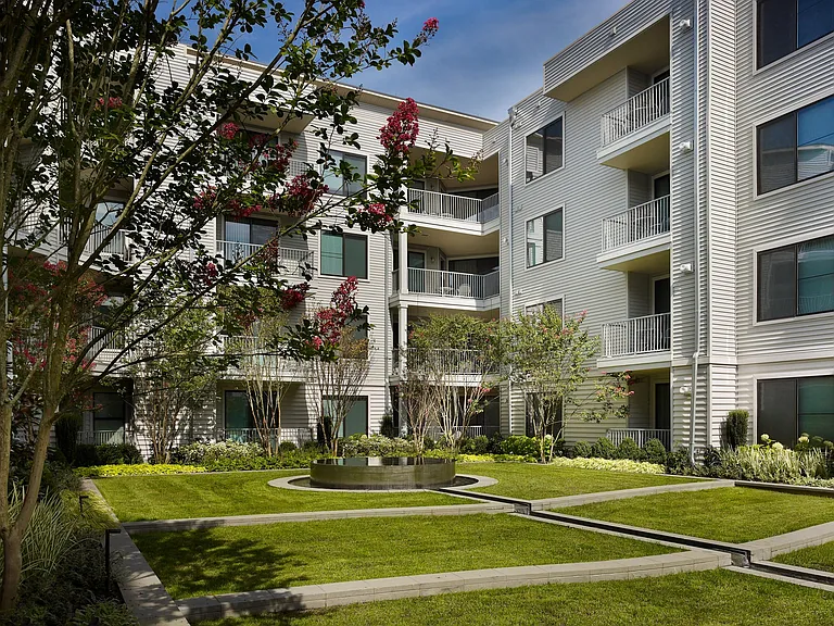 AVE Union — Photo 15