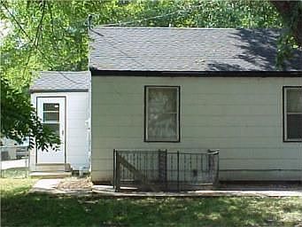3rd image of 323 Cornell Ave