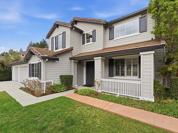 4th image of 140 Silverwood Dr