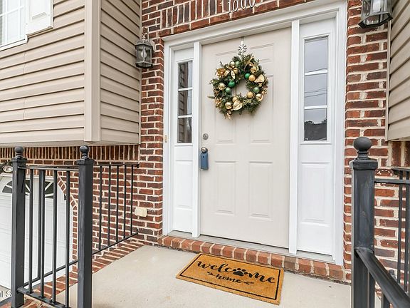5th image of 1000 Carrington Ct