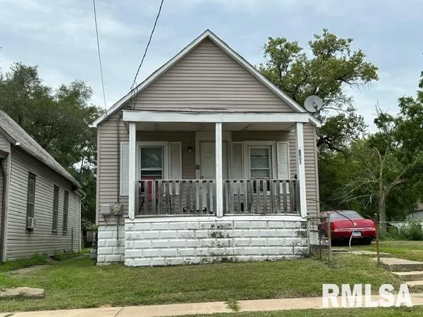 2701 W Latrobe St, Peoria, IL 61605