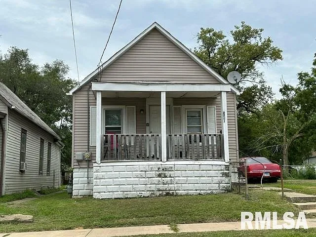 2701 W Latrobe St photo 1