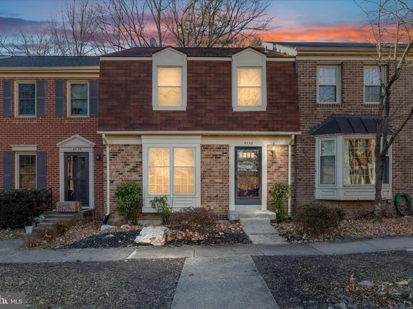 4432 Chase Park Ct, Annandale, VA 22003