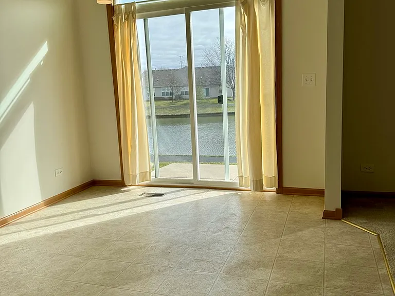 1428 Reserve Ln #4 — Photo 6