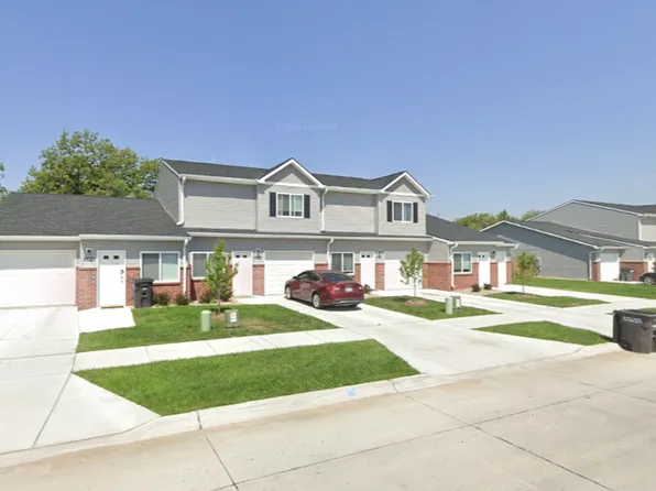 The Row Orchard, 1404-1752 Peach St #1526, Grand Island, NE 68801