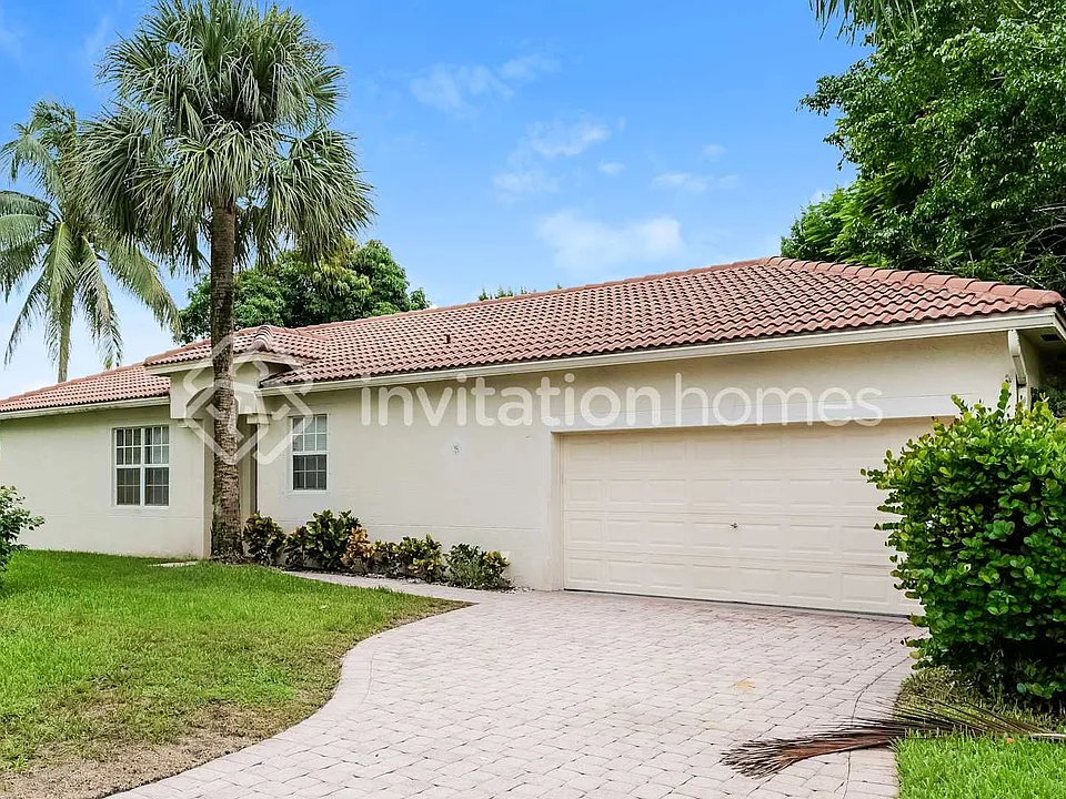 1702 Pierside Cir