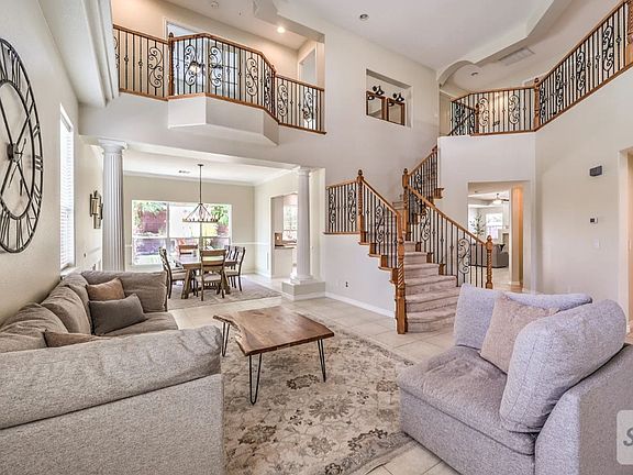 3rd image of 4737 Barcelona Ridge Ct