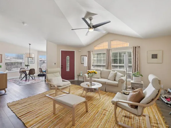 2323 Calico Lane, Santa Rosa, CA 95404