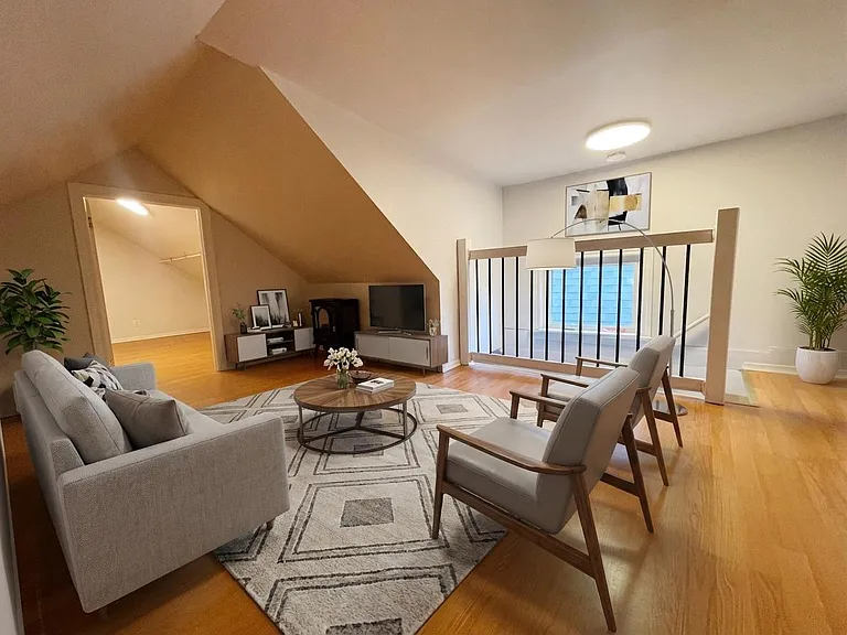 700 Wilson St #2 — Photo 6