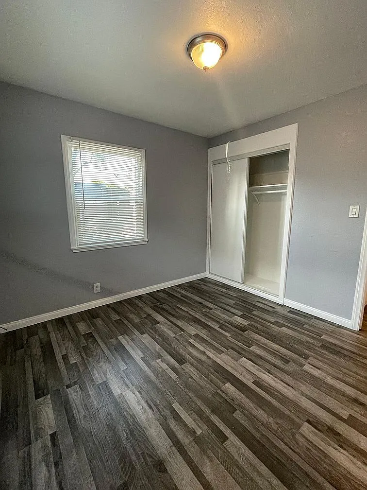 2 bed, $2,195 — Photo 2