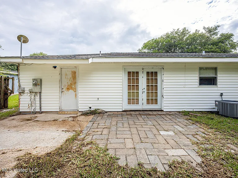 2840 Gardendale Ave — Photo 6