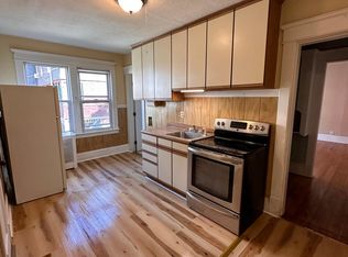 16 Adams St #1L, Chicopee, MA 01013