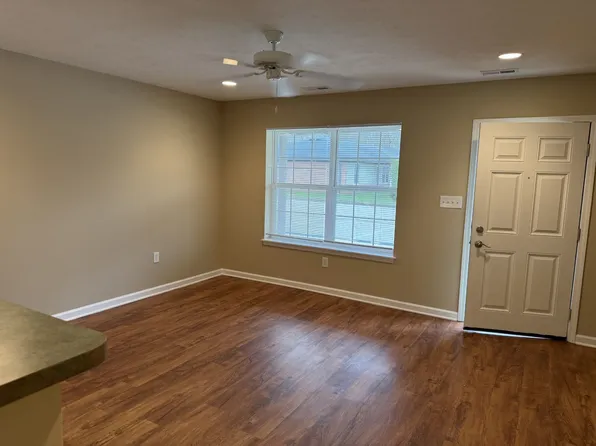 Newbury Pointe, 501 Hammond Dr #0542ed048, Edinburgh, IN 46124