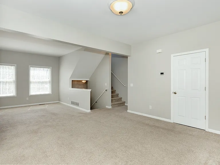 788 Eagle Dr — Photo 16