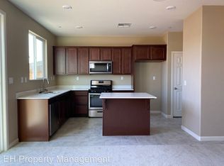 8877 Tethys Ln, Elk Grove, CA 95758