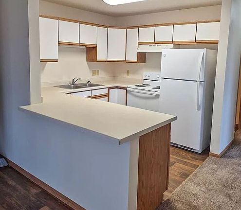 3rd image of 1440 Georgetown Rd #201