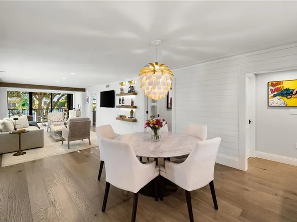 3135 Riviera DR #B205, NAPLES, FL 34103